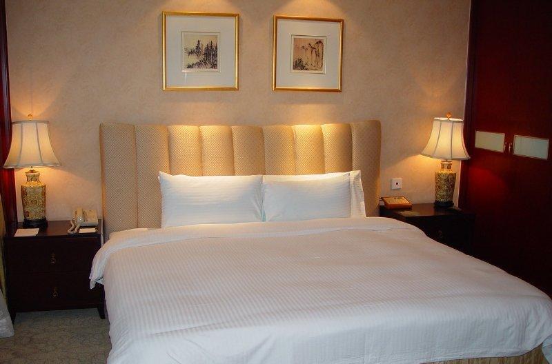 Best Western New Century Hotel 上海市 エクステリア 写真
