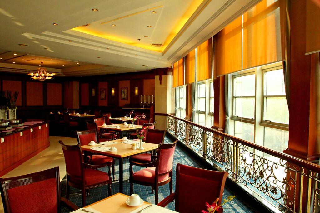 Best Western New Century Hotel 上海市 エクステリア 写真